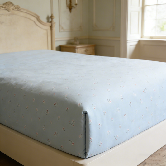 Light Blue Ditsy Floral Bed Set